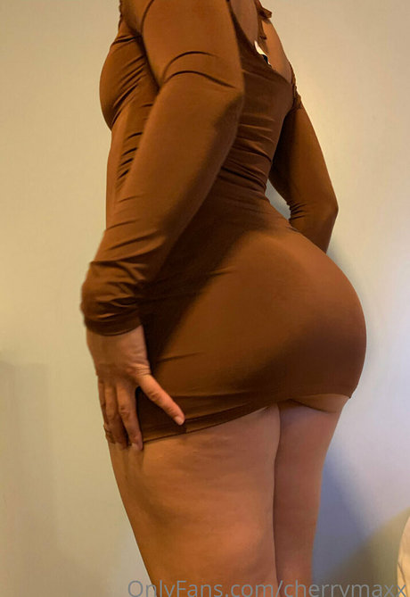 cherrymaxx nice model photo