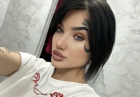 ali sex naked pornstar gallery