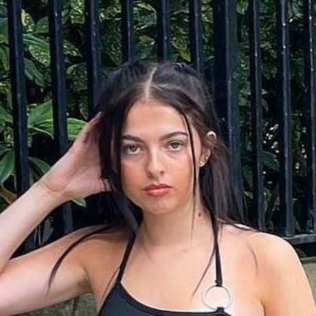 bellapixi star high quality pics