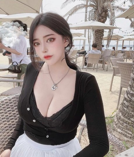 neco mimi model perfect pictures