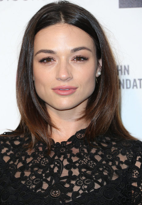 Crystal Reed hot actress photo