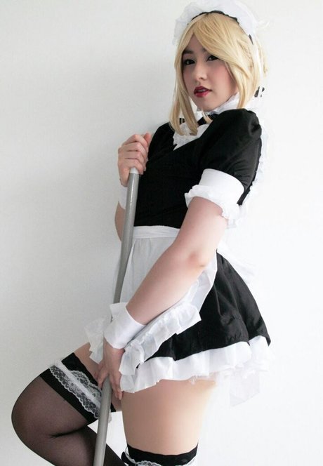 Hakicosmodel adult model galleries