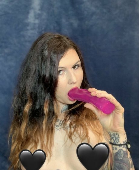 ladyluciferfree model naked gallery