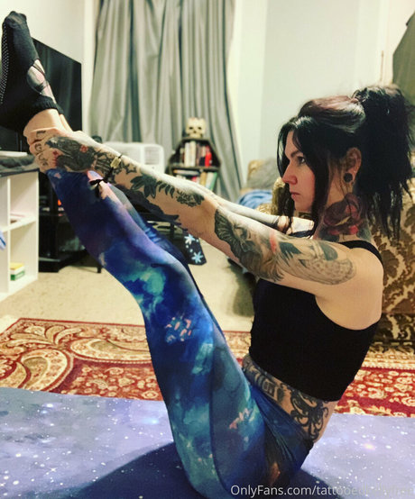 ladyluciferfree Profile pic