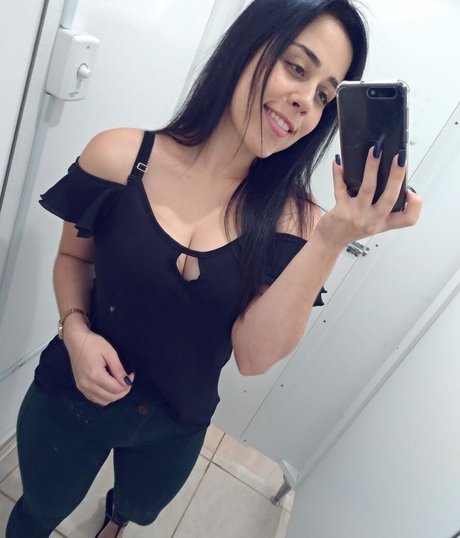 millenecarolina hot star pictures