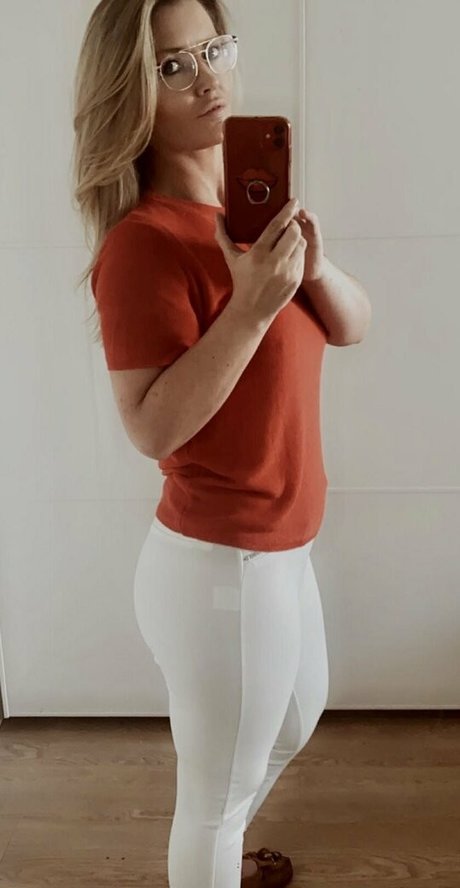 anallxx pretty star img