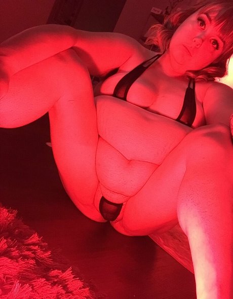 opalxo nudes model img