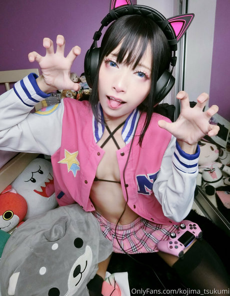 kojima tsukumi erotic actress gallery