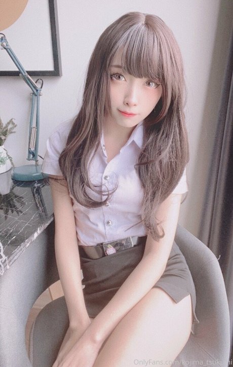 kojima tsukumi model hot img