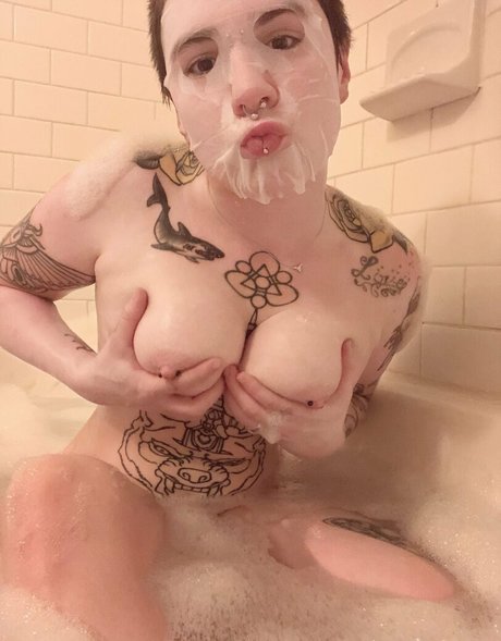 hammerheadneko model beautiful picture