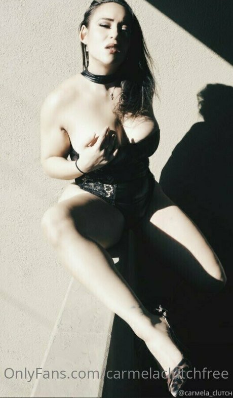 carmelaclutchfree pornstar top picture