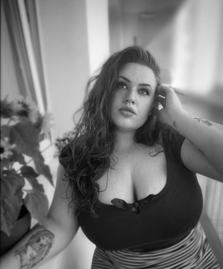 Babu Vale model hot pictures