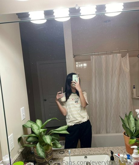 everybodymeow pornstar pretty image