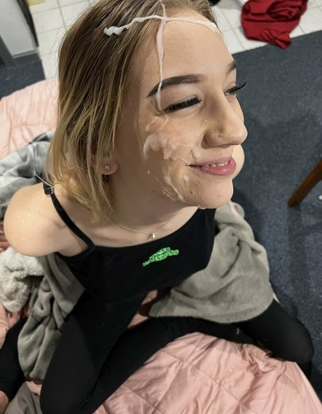 blondemadi1301 star sexy pic