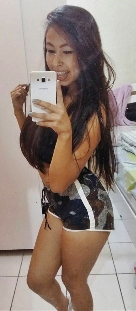 Isadora Drew nude model photos