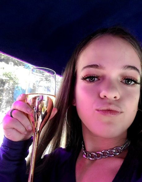 Lil Cutie sex model photo