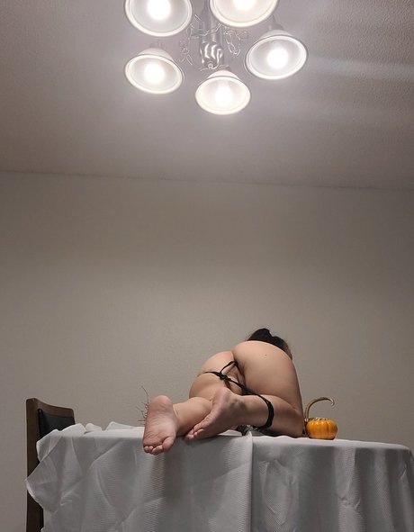 Lil Cutie art model pics