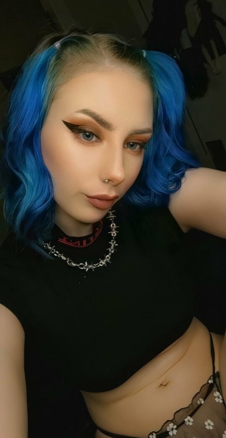 devilvixen xxx model img