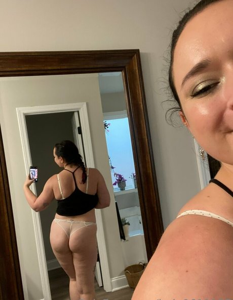 jade0611127 pornographic model photos