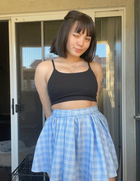 loubxbyy pornographic actress image