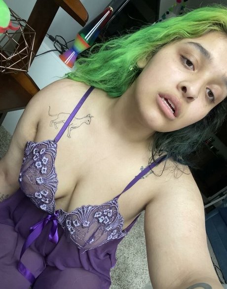 Pinkplague model pretty galleries