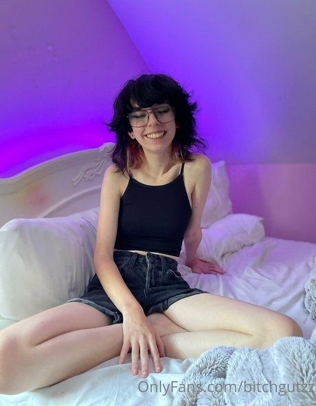 bitchgutzz pornstar images