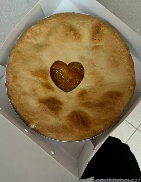 bitchgutzz pornstar hot pics