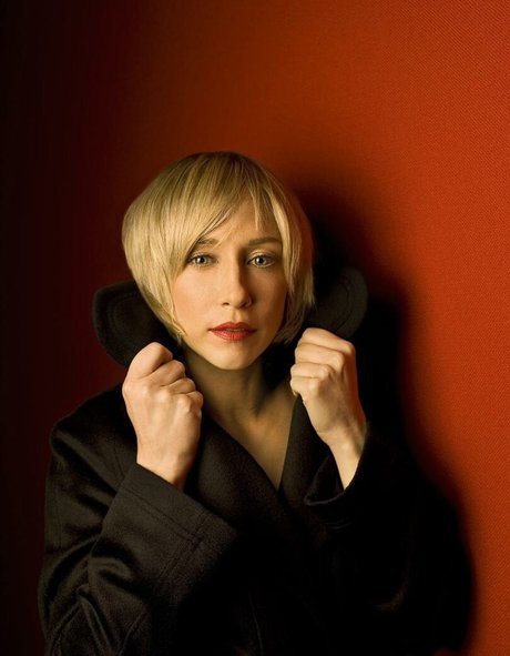 Vera Farmiga high quality model pictures