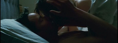 Vera Farmiga model art photos