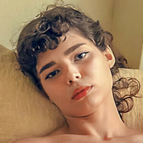 Eylul Su Cuha naked pornstar pictures