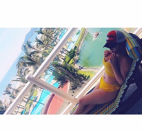 Diana Calderon model nudes img