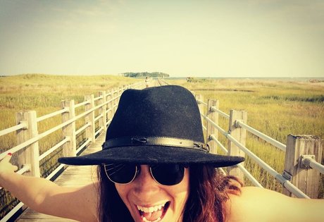 Mekenna Melvin model sexy pictures