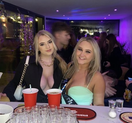 Hollie H pretty model archive