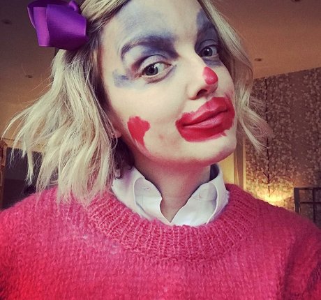 Lauren Laverne star sexy pic