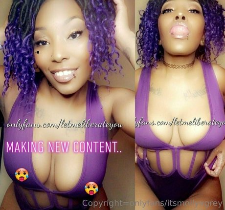 itsmollyxgrey erotic model photos