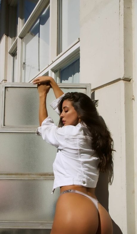 Maribel Fdez star perfect image