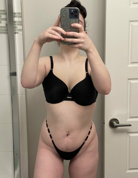 goddesslaylaaa nude actress img