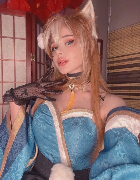 SuiSaiUwU hd pornstar pic