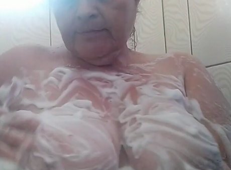 Rose Silva Coroa model adult pictures