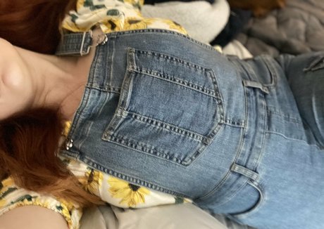 lifeofnessa erotic pornstar images