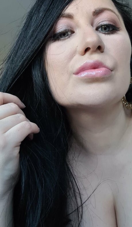 larajadedeene star erotic images