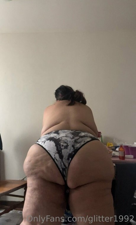 glitter1992 star adult picture