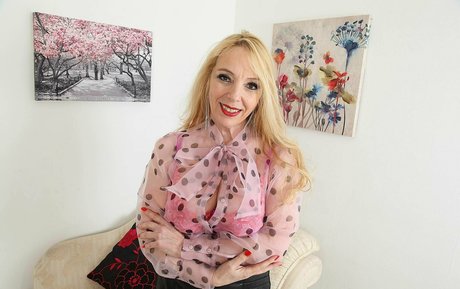 lucygresty free model galleries