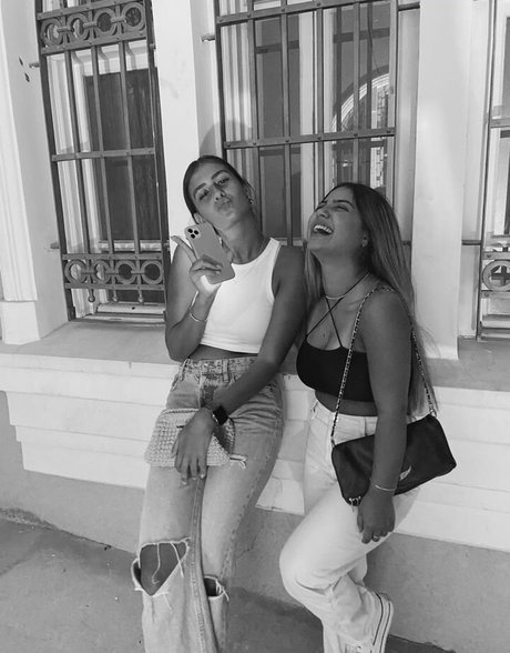 Gal Haitin pretty pornstar img