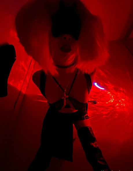 disckoland nude star photo