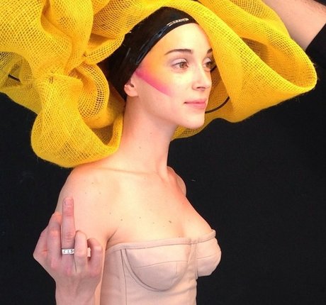 Annie Clark pornstar xxx gallery