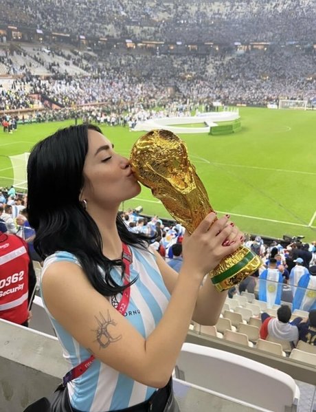 Lali Esposito nudes actress pictures