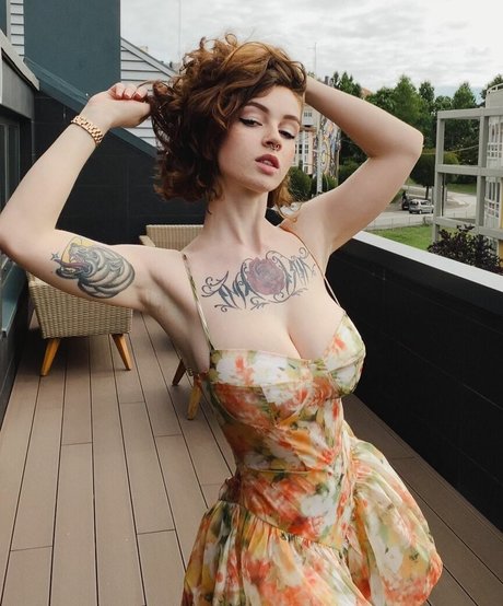 Sathira naked actress pic