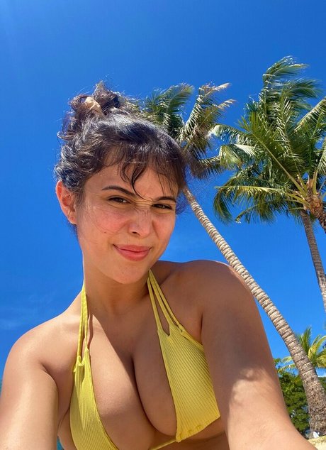 Yuliajuson art actress image