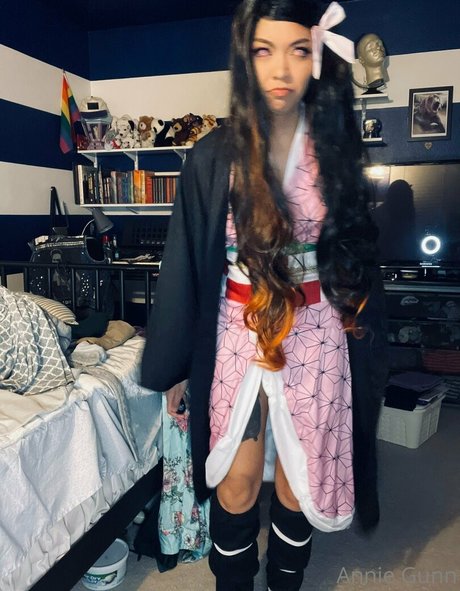 anniexgunn beautiful actress gallery